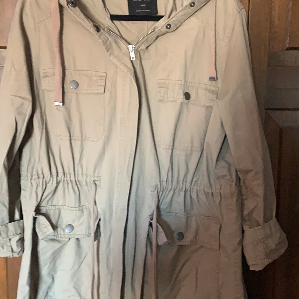 Love Tree Lightweight Jacket Size Medium - image 2